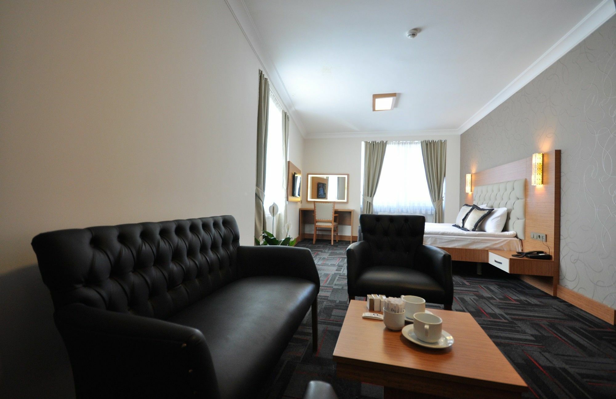 Double Comfort Hotel Ankara Extérieur photo